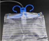 กระเป๋าพีวีซีเกรดทางการแพทย์สำหรับผู้ใหญ่ปัสสาวะความจุ 2000 มล. ไม่เป็นพิษ